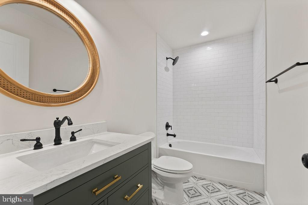 621 CLOVER HILL DR, RUTHER GLEN, Virginia 22546, 4 Bedrooms Bedrooms, ,2 BathroomsBathrooms,Residential,For sale,621 CLOVER HILL DR,VACV2008686 MLS # VACV2008686
