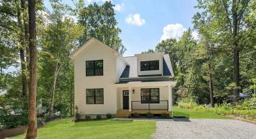 621 CLOVER HILL DR, RUTHER GLEN, Virginia 22546, 4 Bedrooms Bedrooms, ,2 BathroomsBathrooms,Residential,For sale,621 CLOVER HILL DR,VACV2008686 MLS # VACV2008686