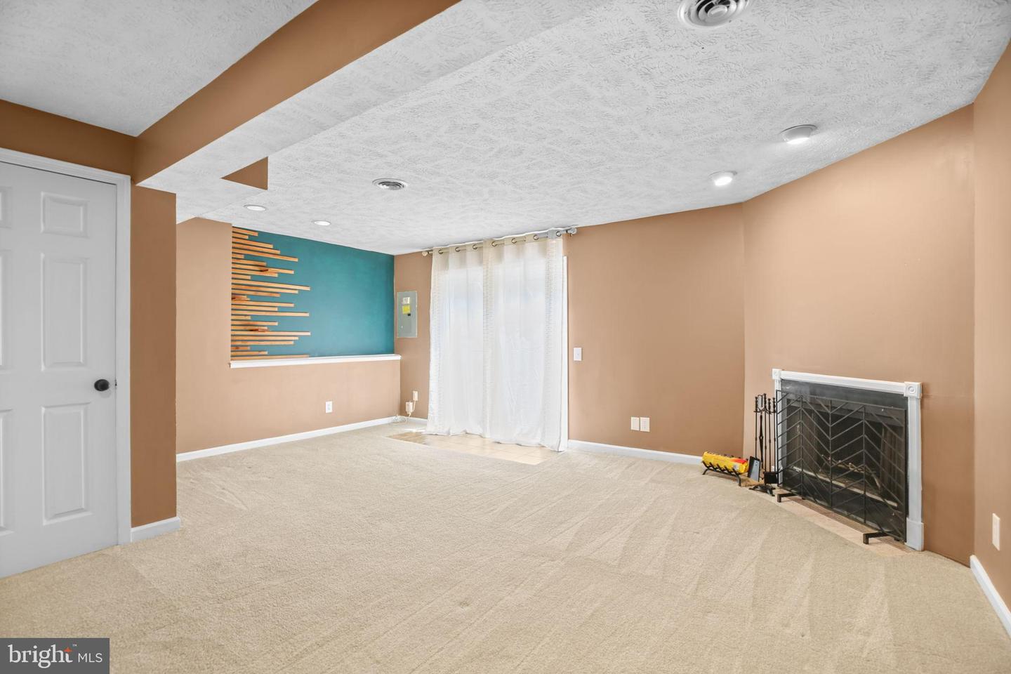 504 BATLEY CT, FREDERICKSBURG, Virginia 22406, 2 Bedrooms Bedrooms, 6 Rooms Rooms,3 BathroomsBathrooms,Residential,For sale,504 BATLEY CT,VAST2041916 MLS # VAST2041916