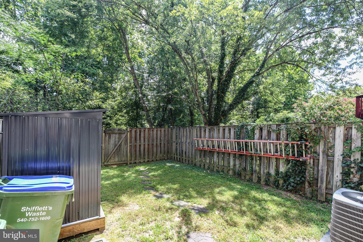 504 BATLEY CT, FREDERICKSBURG, Virginia 22406, 2 Bedrooms Bedrooms, 6 Rooms Rooms,3 BathroomsBathrooms,Residential,For sale,504 BATLEY CT,VAST2041916 MLS # VAST2041916