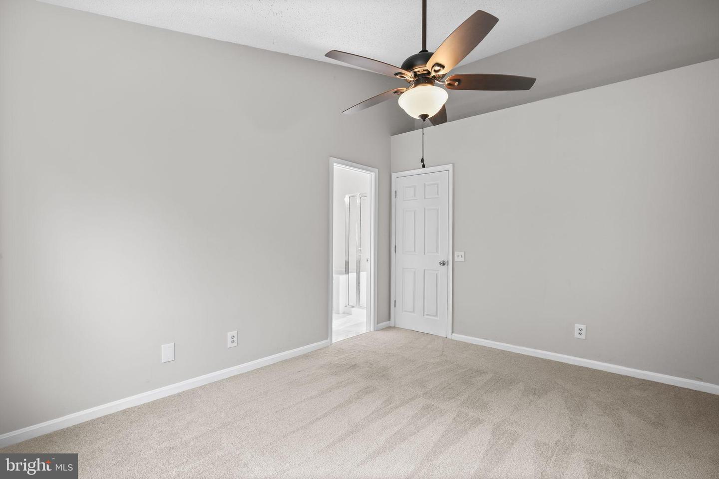 504 BATLEY CT, FREDERICKSBURG, Virginia 22406, 2 Bedrooms Bedrooms, 6 Rooms Rooms,3 BathroomsBathrooms,Residential,For sale,504 BATLEY CT,VAST2041916 MLS # VAST2041916