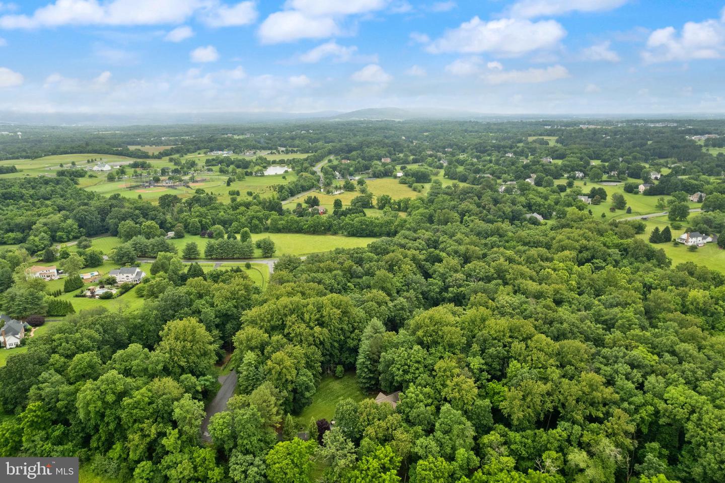 17842 OAKMONT WAY, PURCELLVILLE, Virginia 20132, 5 Bedrooms Bedrooms, ,3 BathroomsBathrooms,Residential,For sale,17842 OAKMONT WAY,VALO2104842 MLS # VALO2104842