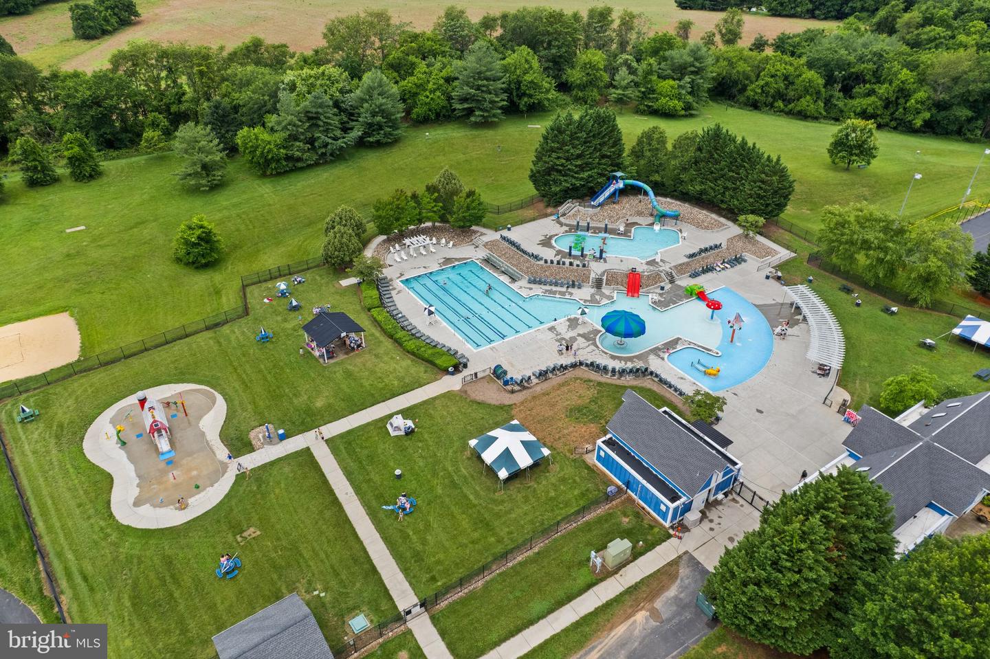 17842 OAKMONT WAY, PURCELLVILLE, Virginia 20132, 5 Bedrooms Bedrooms, ,3 BathroomsBathrooms,Residential,For sale,17842 OAKMONT WAY,VALO2104842 MLS # VALO2104842