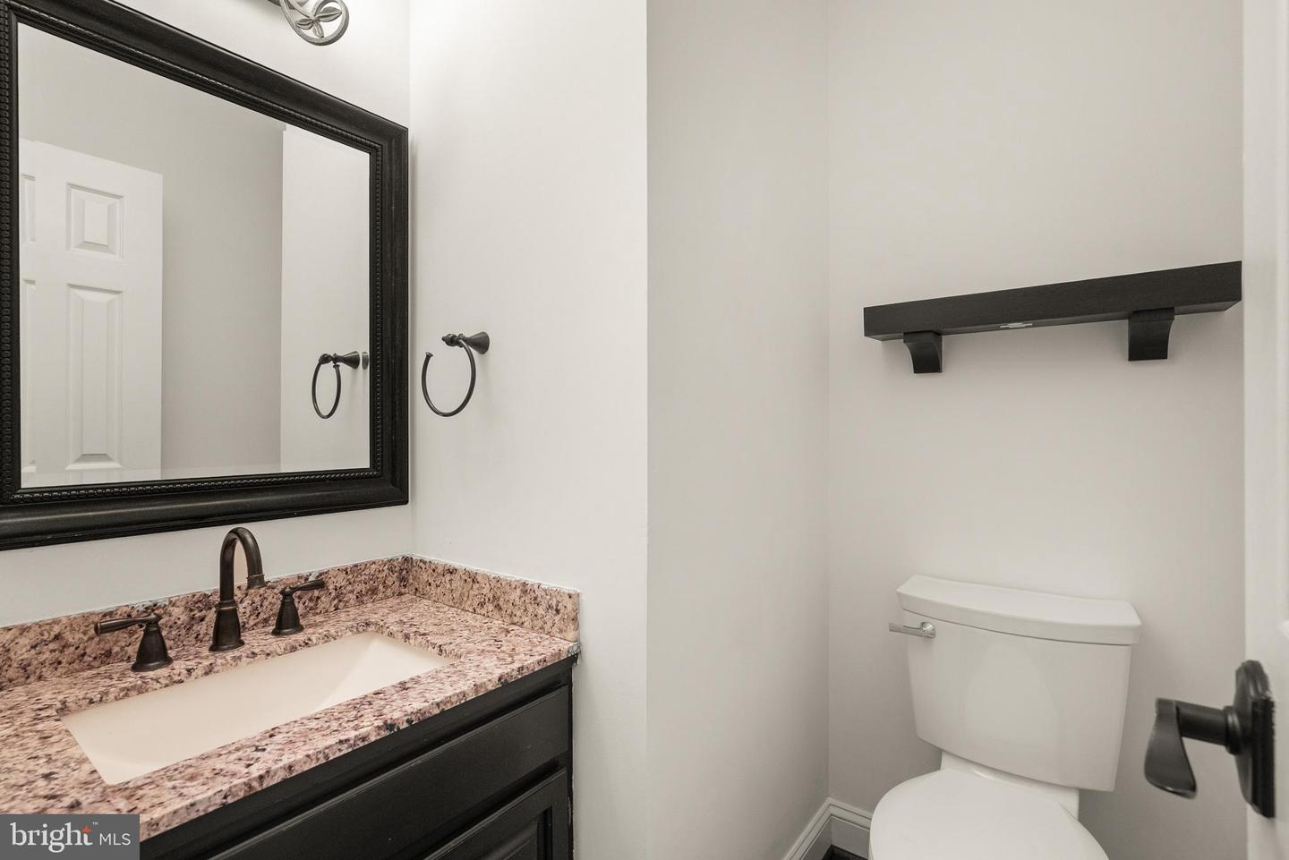 17842 OAKMONT WAY, PURCELLVILLE, Virginia 20132, 5 Bedrooms Bedrooms, ,3 BathroomsBathrooms,Residential,For sale,17842 OAKMONT WAY,VALO2104842 MLS # VALO2104842