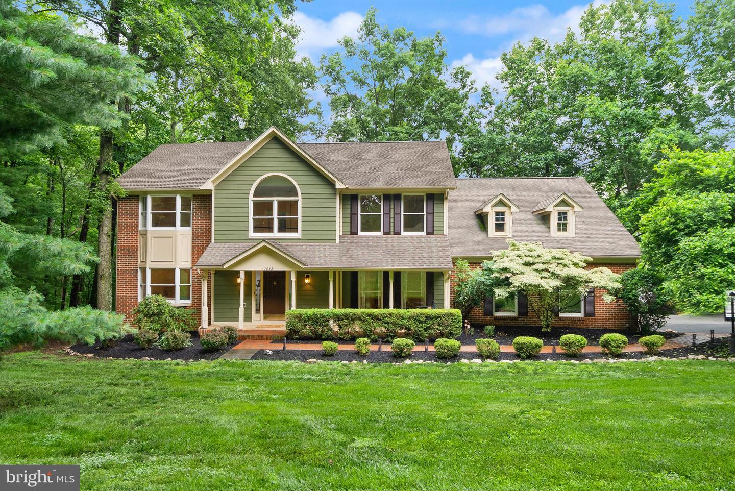 17842 OAKMONT WAY, PURCELLVILLE, Virginia 20132, 5 Bedrooms Bedrooms, ,3 BathroomsBathrooms,Residential,For sale,17842 OAKMONT WAY,VALO2104842 MLS # VALO2104842
