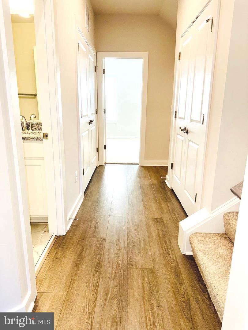 1165 HERNDON PARKWAY PKWY, HERNDON, Virginia 20170, 4 Bedrooms Bedrooms, ,3 BathroomsBathrooms,Residential,For sale,1165 HERNDON PARKWAY PKWY,VAFX2262096 MLS # VAFX2262096