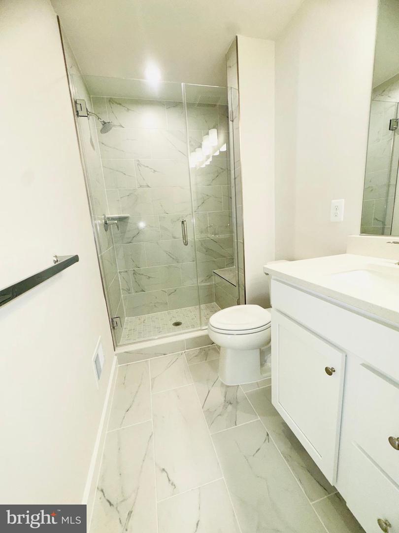 1165 HERNDON PARKWAY PKWY, HERNDON, Virginia 20170, 4 Bedrooms Bedrooms, ,3 BathroomsBathrooms,Residential,For sale,1165 HERNDON PARKWAY PKWY,VAFX2262096 MLS # VAFX2262096