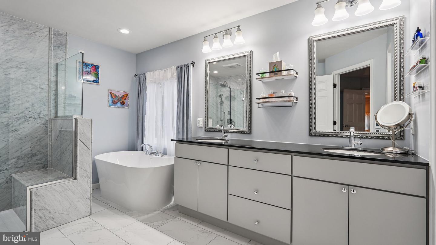 9400 RIM ROCK CT, MANASSAS, Virginia 20112, 4 Bedrooms Bedrooms, ,3 BathroomsBathrooms,Residential,For sale,9400 RIM ROCK CT,VAPW2101824 MLS # VAPW2101824