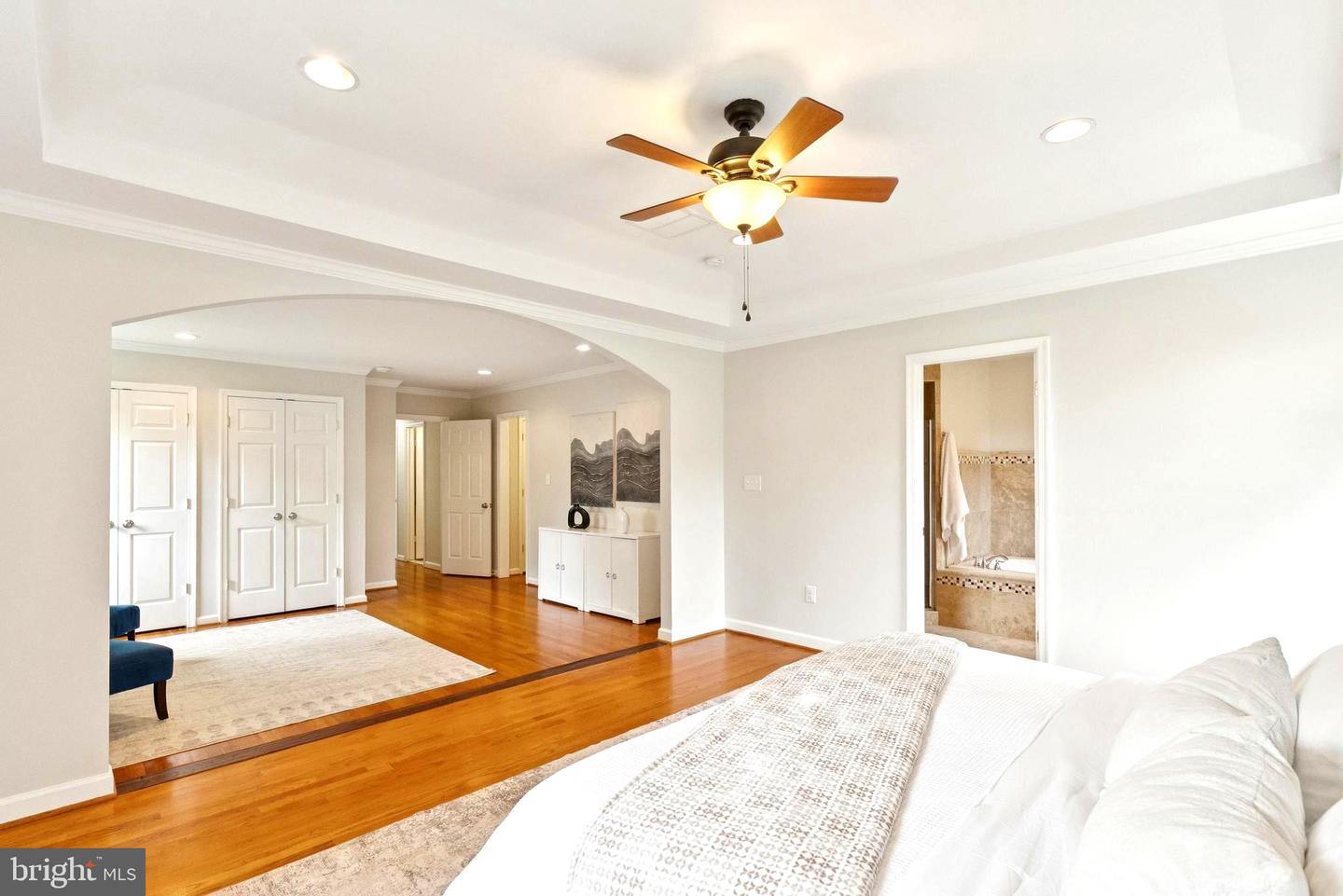1940 POWHATAN ST, FALLS CHURCH, Virginia 22043, 6 Bedrooms Bedrooms, ,4 BathroomsBathrooms,Residential,For sale,1940 POWHATAN ST,VAFX2262400 MLS # VAFX2262400