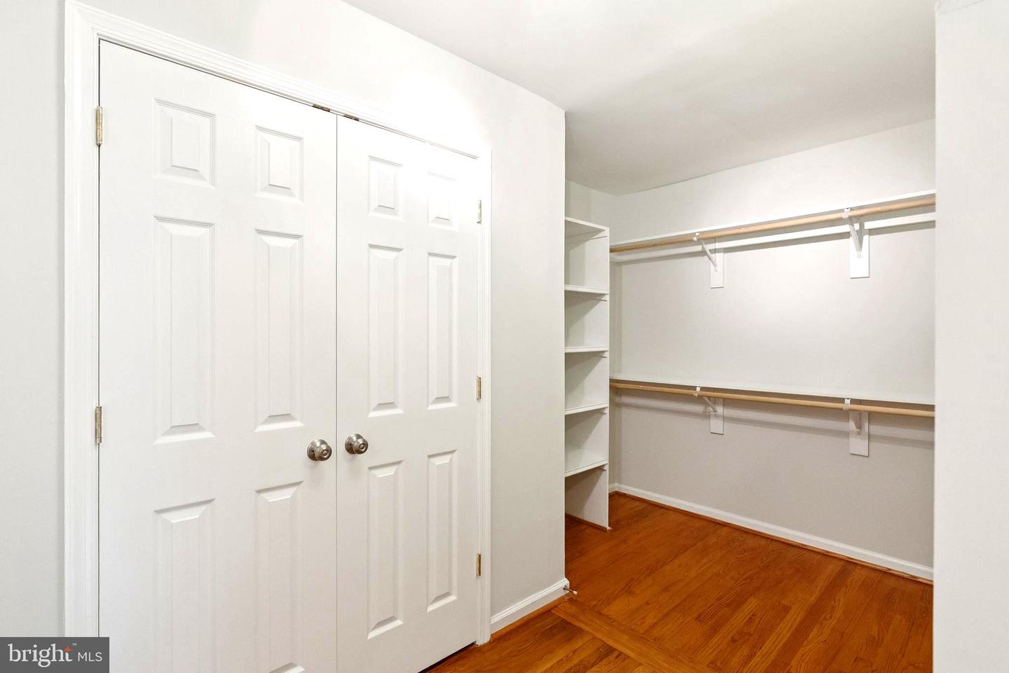 1940 POWHATAN ST, FALLS CHURCH, Virginia 22043, 6 Bedrooms Bedrooms, ,4 BathroomsBathrooms,Residential,For sale,1940 POWHATAN ST,VAFX2262400 MLS # VAFX2262400