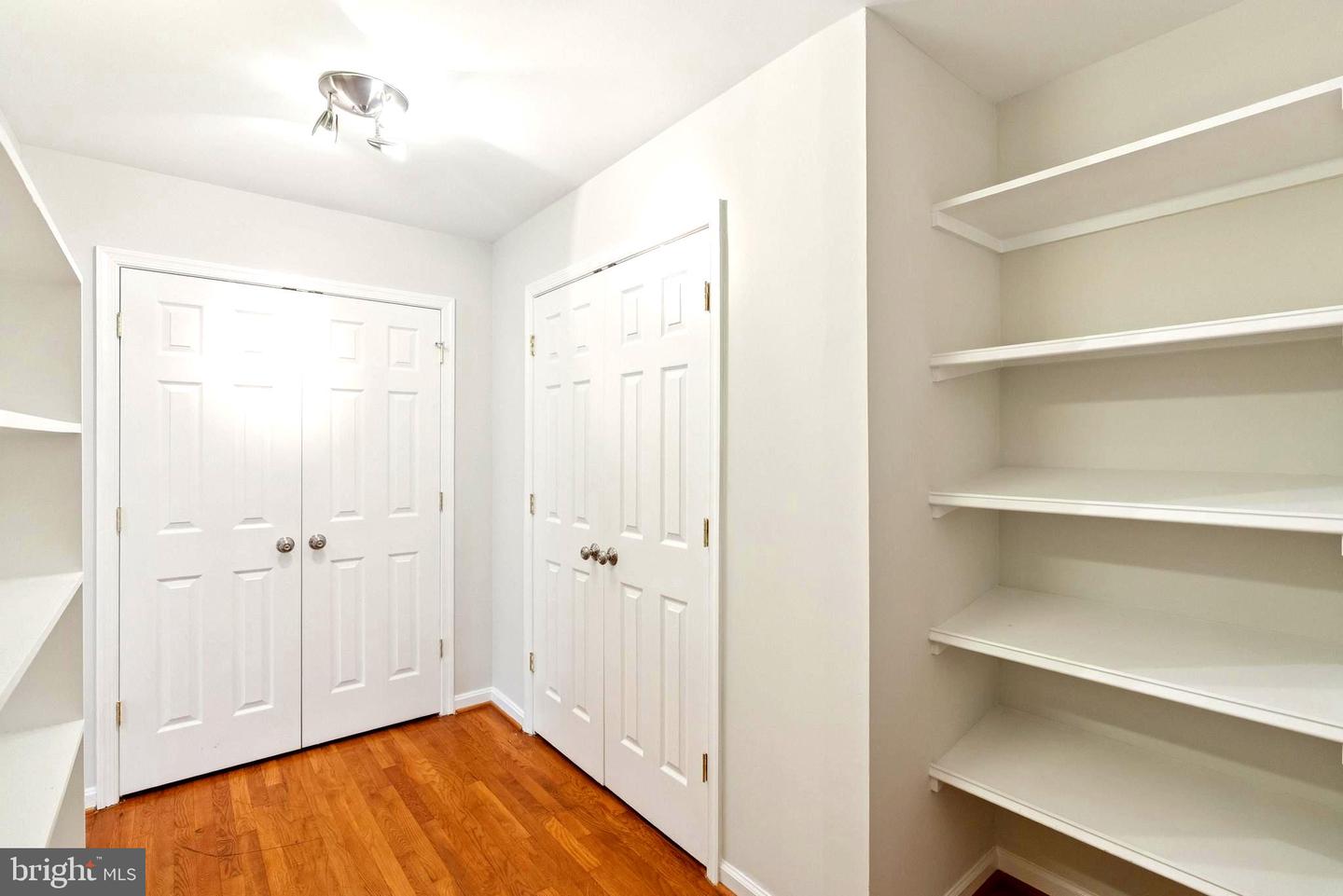 1940 POWHATAN ST, FALLS CHURCH, Virginia 22043, 6 Bedrooms Bedrooms, ,4 BathroomsBathrooms,Residential,For sale,1940 POWHATAN ST,VAFX2262400 MLS # VAFX2262400
