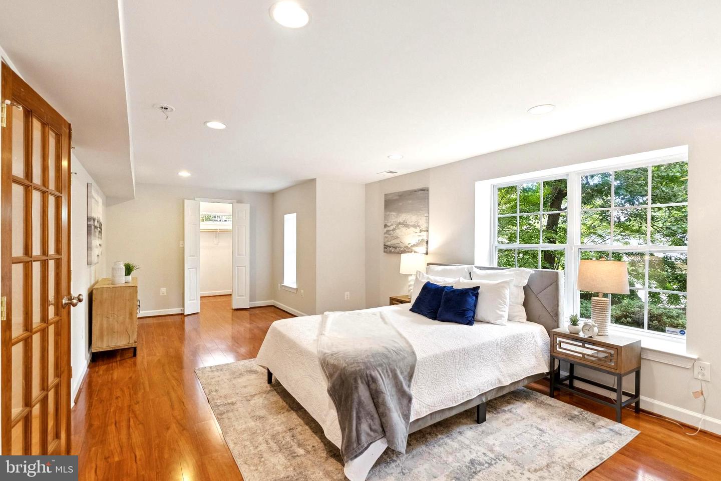 1940 POWHATAN ST, FALLS CHURCH, Virginia 22043, 6 Bedrooms Bedrooms, ,4 BathroomsBathrooms,Residential,For sale,1940 POWHATAN ST,VAFX2262400 MLS # VAFX2262400