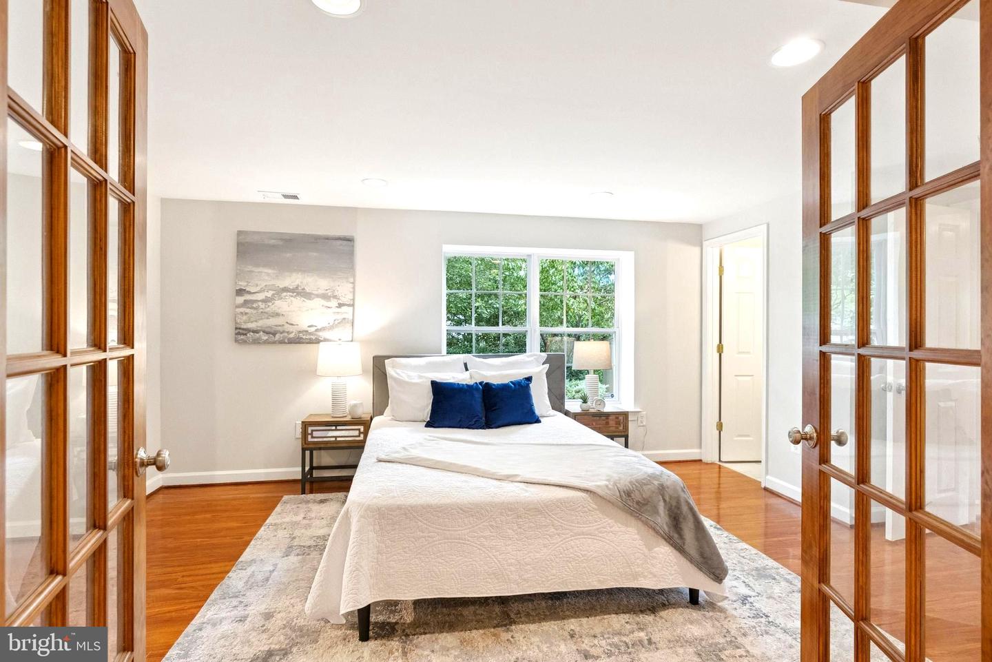 1940 POWHATAN ST, FALLS CHURCH, Virginia 22043, 6 Bedrooms Bedrooms, ,4 BathroomsBathrooms,Residential,For sale,1940 POWHATAN ST,VAFX2262400 MLS # VAFX2262400