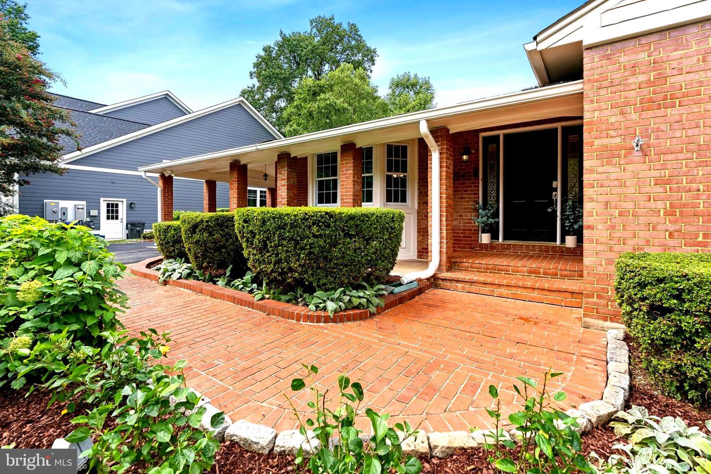 1940 POWHATAN ST, FALLS CHURCH, Virginia 22043, 6 Bedrooms Bedrooms, ,4 BathroomsBathrooms,Residential,For sale,1940 POWHATAN ST,VAFX2262400 MLS # VAFX2262400