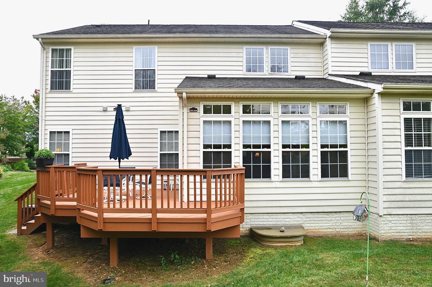 6721 HOLLY FARM LN, WARRENTON, Virginia 20187, 3 Bedrooms Bedrooms, ,3 BathroomsBathrooms,Residential,For sale,6721 HOLLY FARM LN,VAFQ2017994 MLS # VAFQ2017994