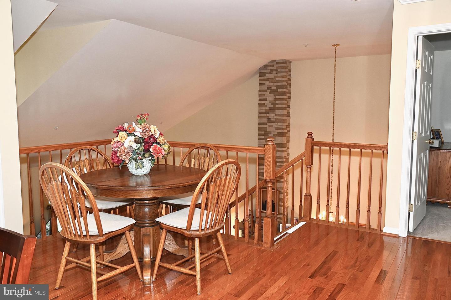 6721 HOLLY FARM LN, WARRENTON, Virginia 20187, 3 Bedrooms Bedrooms, ,3 BathroomsBathrooms,Residential,For sale,6721 HOLLY FARM LN,VAFQ2017994 MLS # VAFQ2017994