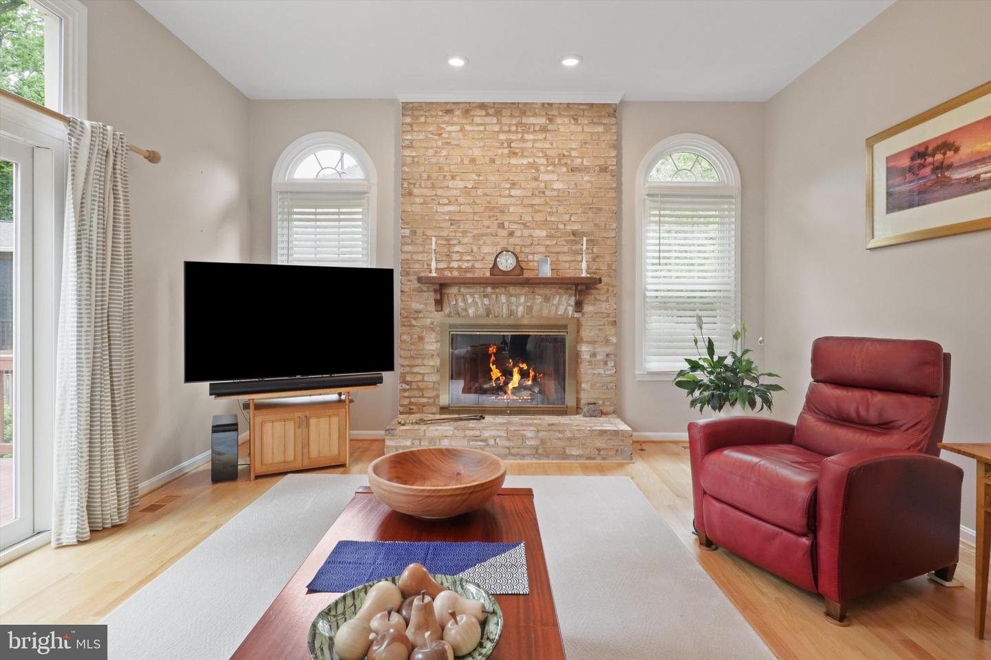 6906 TRILLIUM LN, SPRINGFIELD, Virginia 22152, 4 Bedrooms Bedrooms, ,3 BathroomsBathrooms,Residential,For sale,6906 TRILLIUM LN,VAFX2262492 MLS # VAFX2262492