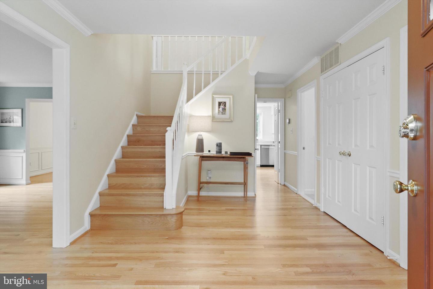6906 TRILLIUM LN, SPRINGFIELD, Virginia 22152, 4 Bedrooms Bedrooms, ,3 BathroomsBathrooms,Residential,For sale,6906 TRILLIUM LN,VAFX2262492 MLS # VAFX2262492