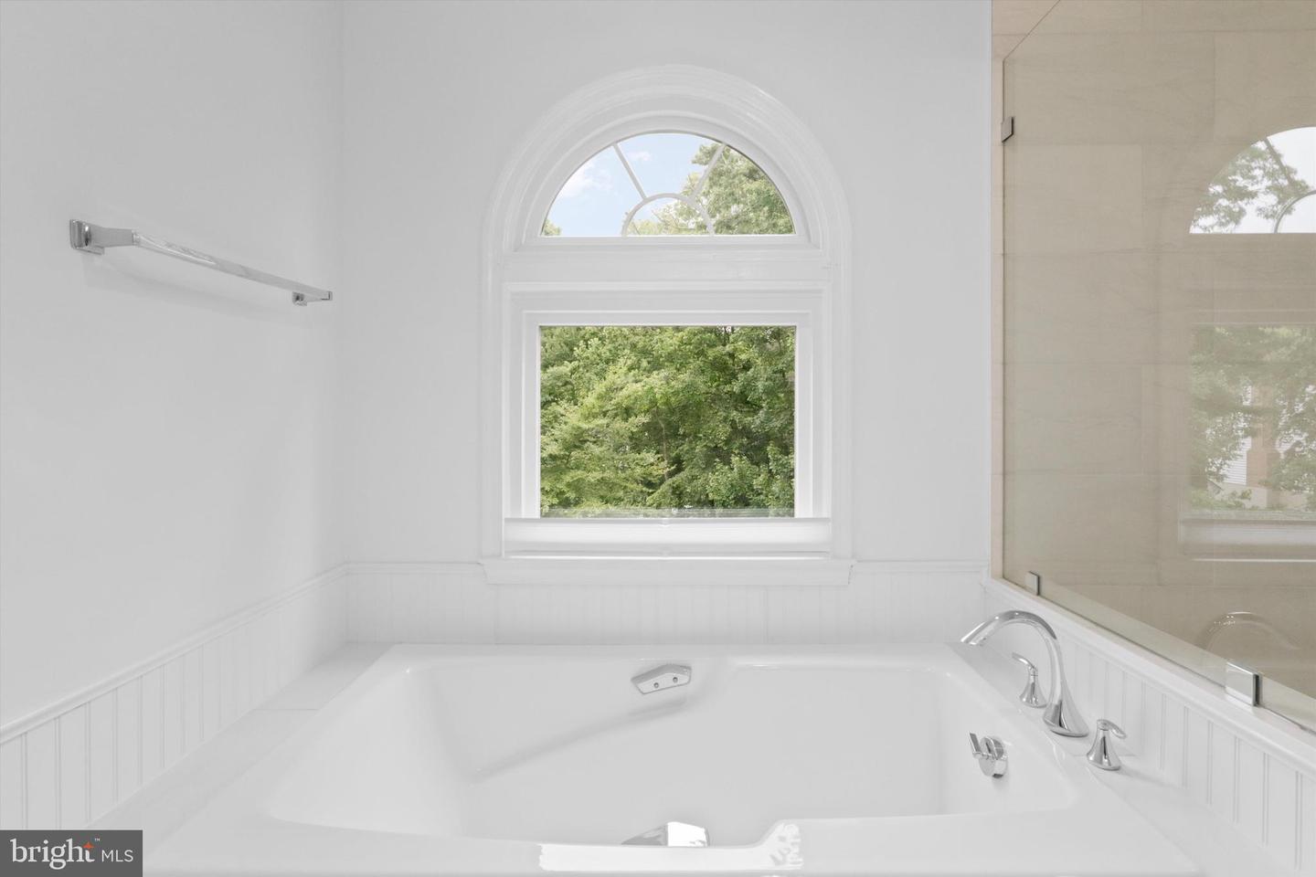 6906 TRILLIUM LN, SPRINGFIELD, Virginia 22152, 4 Bedrooms Bedrooms, ,3 BathroomsBathrooms,Residential,For sale,6906 TRILLIUM LN,VAFX2262492 MLS # VAFX2262492