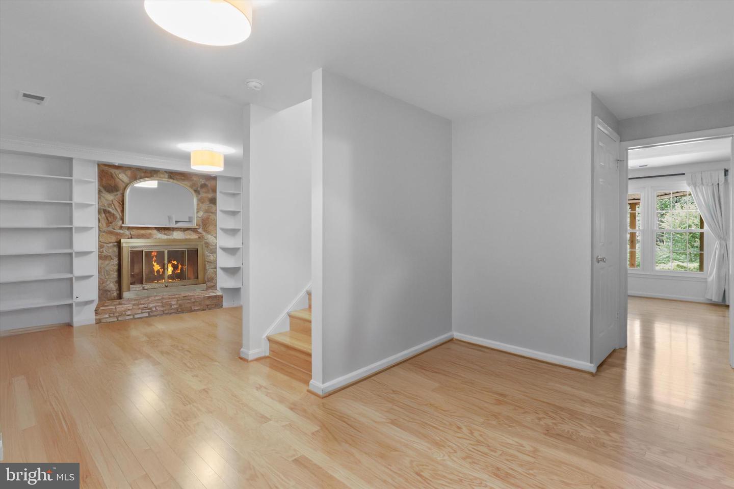 6906 TRILLIUM LN, SPRINGFIELD, Virginia 22152, 4 Bedrooms Bedrooms, ,3 BathroomsBathrooms,Residential,For sale,6906 TRILLIUM LN,VAFX2262492 MLS # VAFX2262492
