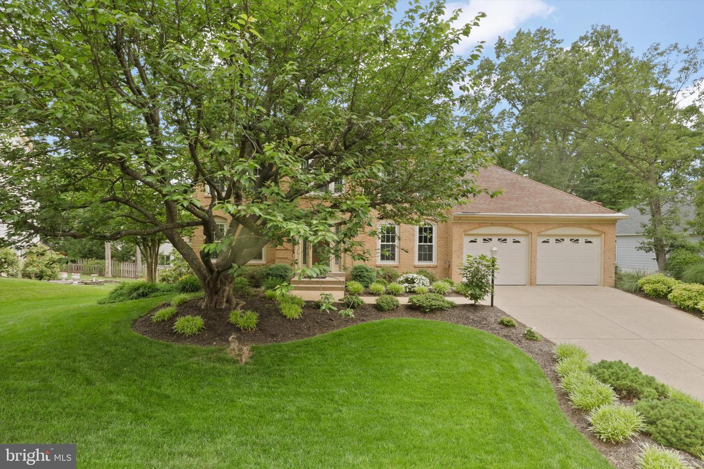 6906 TRILLIUM LN, SPRINGFIELD, Virginia 22152, 4 Bedrooms Bedrooms, ,3 BathroomsBathrooms,Residential,For sale,6906 TRILLIUM LN,VAFX2262492 MLS # VAFX2262492