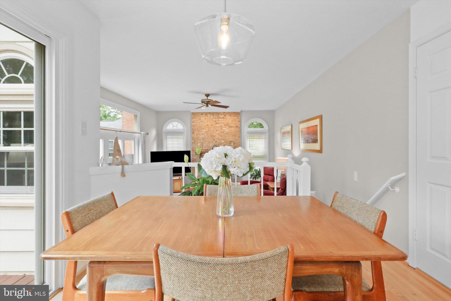 6906 TRILLIUM LN, SPRINGFIELD, Virginia 22152, 4 Bedrooms Bedrooms, ,3 BathroomsBathrooms,Residential,For sale,6906 TRILLIUM LN,VAFX2262492 MLS # VAFX2262492