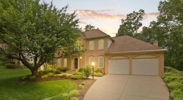 6906 TRILLIUM LN, SPRINGFIELD, Virginia 22152, 4 Bedrooms Bedrooms, ,3 BathroomsBathrooms,Residential,For sale,6906 TRILLIUM LN,VAFX2262492 MLS # VAFX2262492