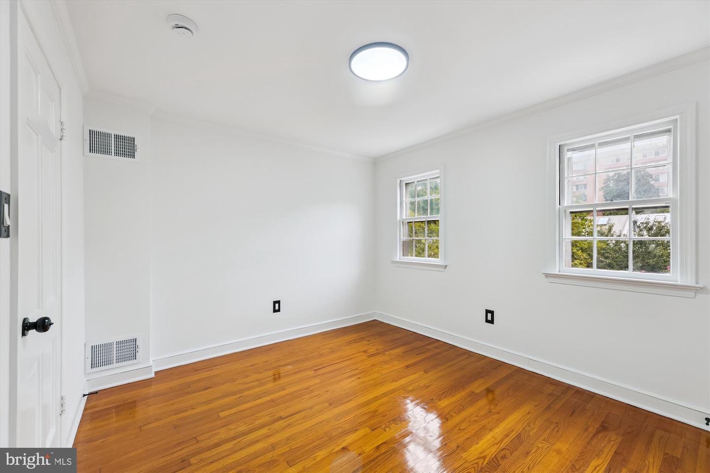2420 I ST NW, WASHINGTON, District Of Columbia 20037, 3 Bedrooms Bedrooms, ,4 BathroomsBathrooms,Residential,For sale,2420 I ST NW,DCDC2216096 MLS # DCDC2216096