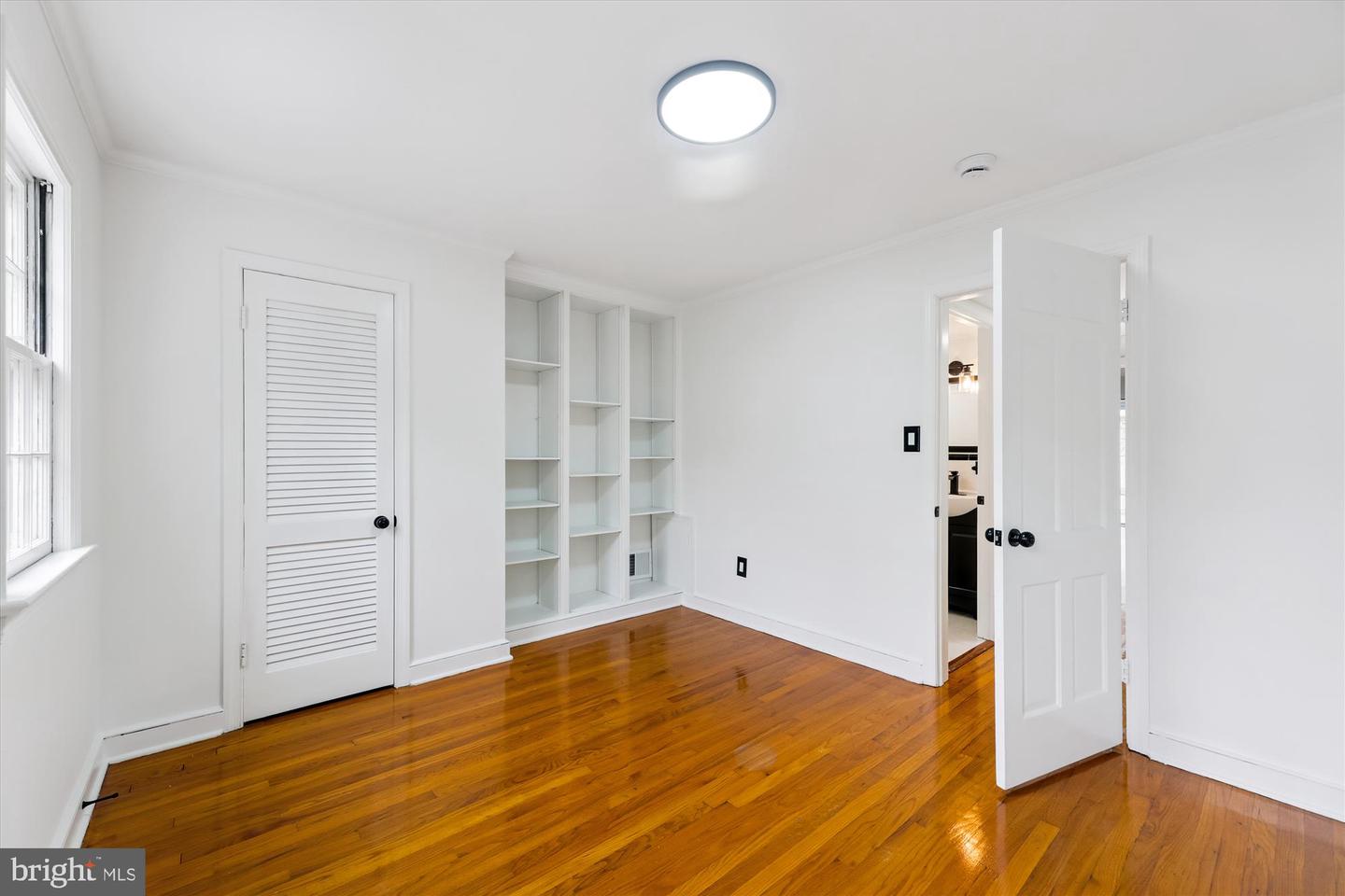 2420 I ST NW, WASHINGTON, District Of Columbia 20037, 3 Bedrooms Bedrooms, ,4 BathroomsBathrooms,Residential,For sale,2420 I ST NW,DCDC2216096 MLS # DCDC2216096
