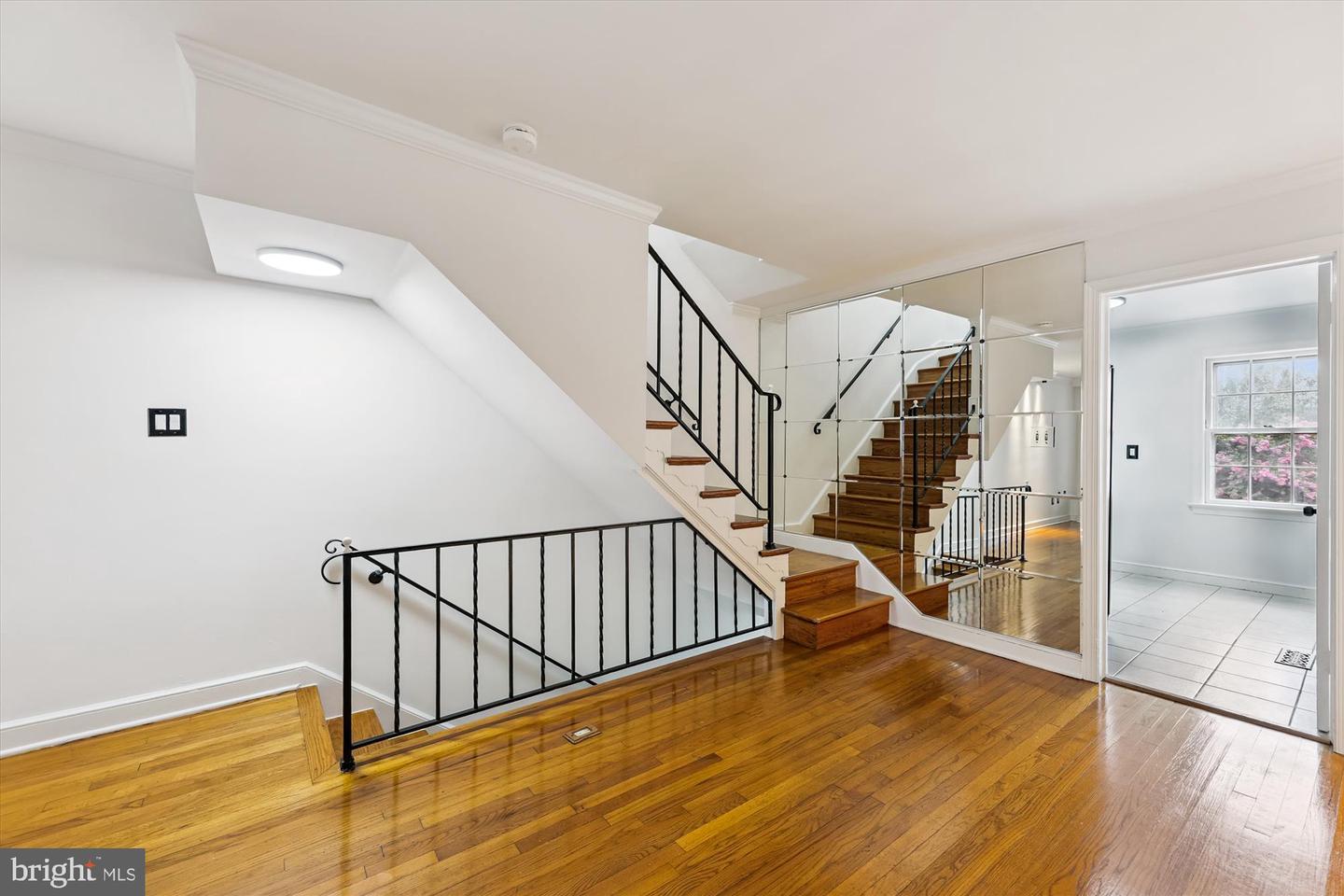 2420 I ST NW, WASHINGTON, District Of Columbia 20037, 3 Bedrooms Bedrooms, ,4 BathroomsBathrooms,Residential,For sale,2420 I ST NW,DCDC2216096 MLS # DCDC2216096