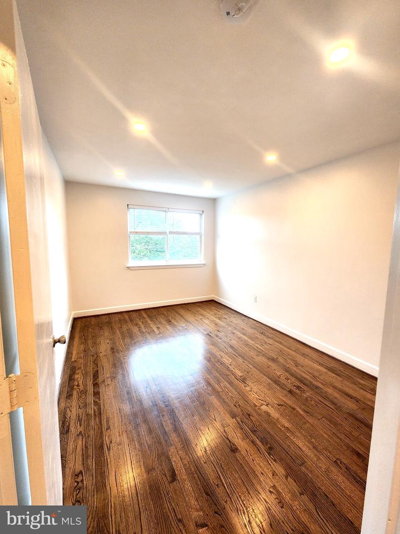 742 BRANDYWINE ST SE #201, WASHINGTON, District Of Columbia 20032, 2 Bedrooms Bedrooms, ,1 BathroomBathrooms,Residential,For sale,742 BRANDYWINE ST SE #201,DCDC2216120 MLS # DCDC2216120
