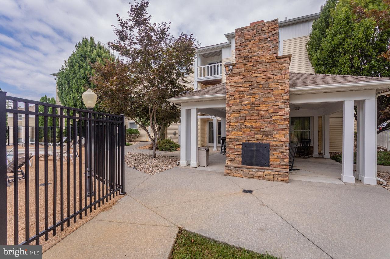 510 DAVIS MILLS DR #202, HARRISONBURG, Virginia 22801, 4 Bedrooms Bedrooms, ,4 BathroomsBathrooms,Residential,For sale,510 DAVIS MILLS DR #202,VAHC2000466 MLS # VAHC2000466