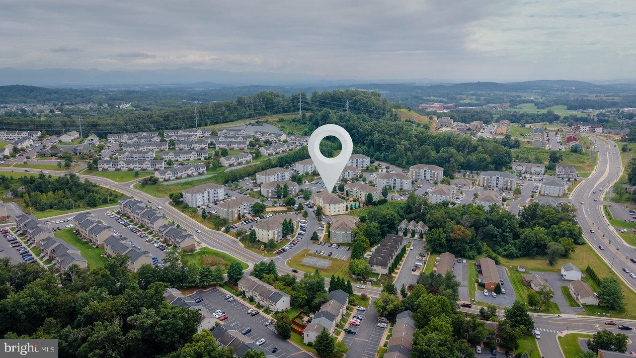 510 DAVIS MILLS DR #202, HARRISONBURG, Virginia 22801, 4 Bedrooms Bedrooms, ,4 BathroomsBathrooms,Residential,For sale,510 DAVIS MILLS DR #202,VAHC2000466 MLS # VAHC2000466
