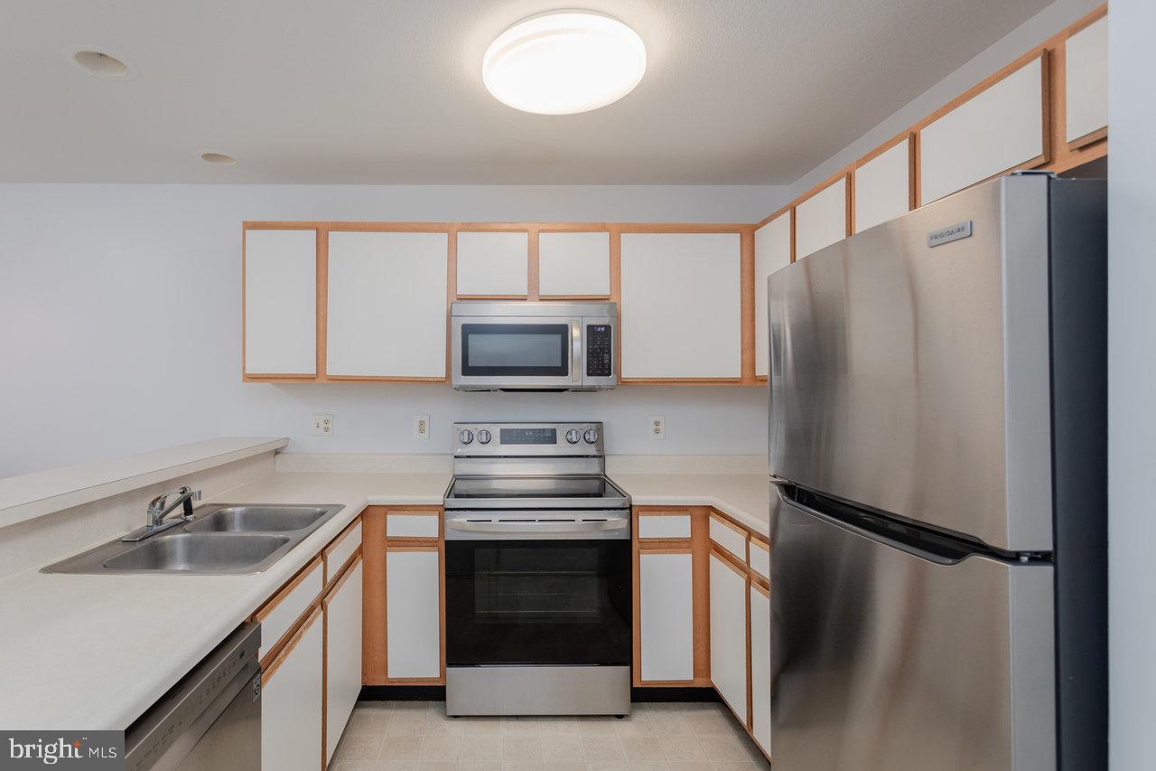 510 DAVIS MILLS DR #202, HARRISONBURG, Virginia 22801, 4 Bedrooms Bedrooms, ,4 BathroomsBathrooms,Residential,For sale,510 DAVIS MILLS DR #202,VAHC2000466 MLS # VAHC2000466