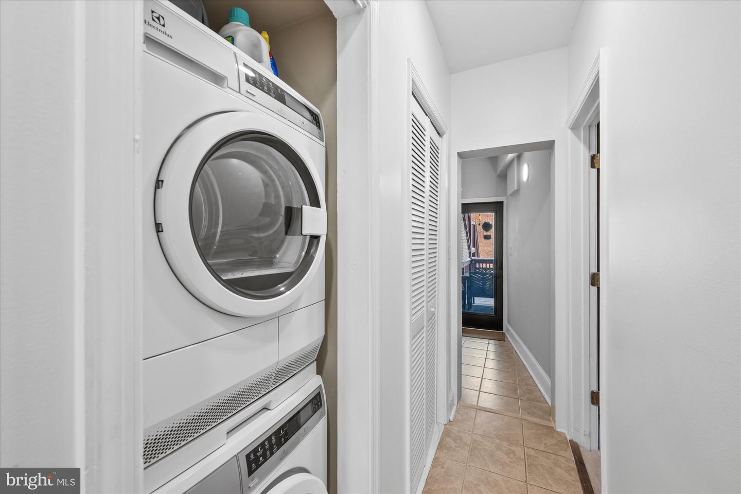 1668 TRINIDAD AVE NE #2, WASHINGTON, District Of Columbia 20002, 2 Bedrooms Bedrooms, ,1 BathroomBathrooms,Residential,For sale,1668 TRINIDAD AVE NE #2,DCDC2216146 MLS # DCDC2216146