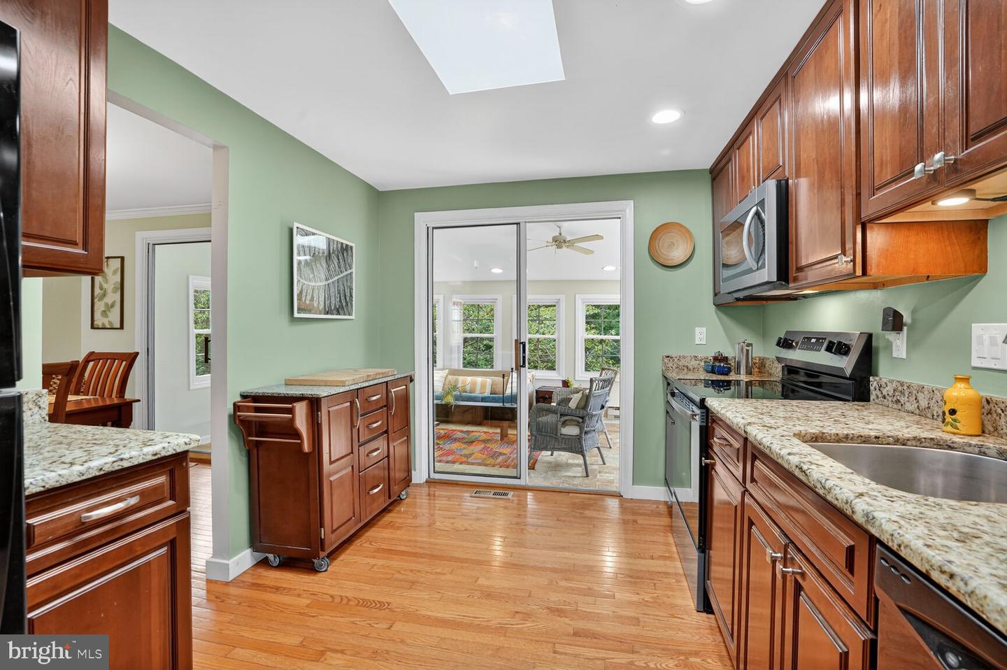 12732 BRADWELL RD, HERNDON, Virginia 20171, 5 Bedrooms Bedrooms, ,3 BathroomsBathrooms,Residential,For sale,12732 BRADWELL RD,VAFX2262598 MLS # VAFX2262598