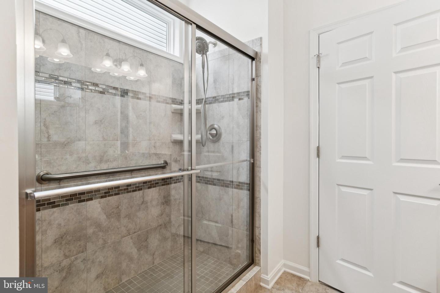 15 POINT BLUFF ST, FREDERICKSBURG, Virginia 22406, 2 Bedrooms Bedrooms, 9 Rooms Rooms,2 BathroomsBathrooms,Residential,For sale,15 POINT BLUFF ST,VAST2042026 MLS # VAST2042026