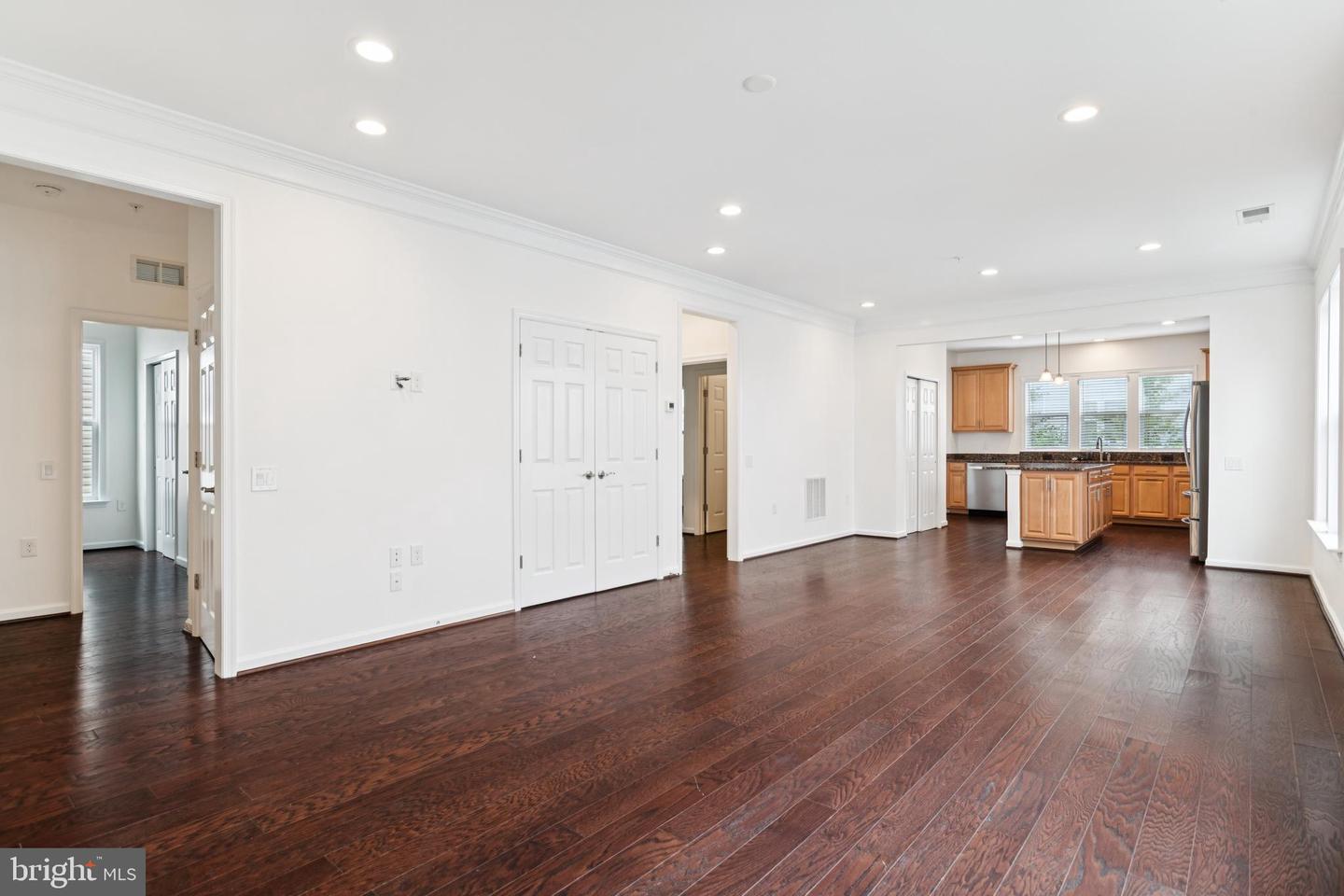 15 POINT BLUFF ST, FREDERICKSBURG, Virginia 22406, 2 Bedrooms Bedrooms, 9 Rooms Rooms,2 BathroomsBathrooms,Residential,For sale,15 POINT BLUFF ST,VAST2042026 MLS # VAST2042026