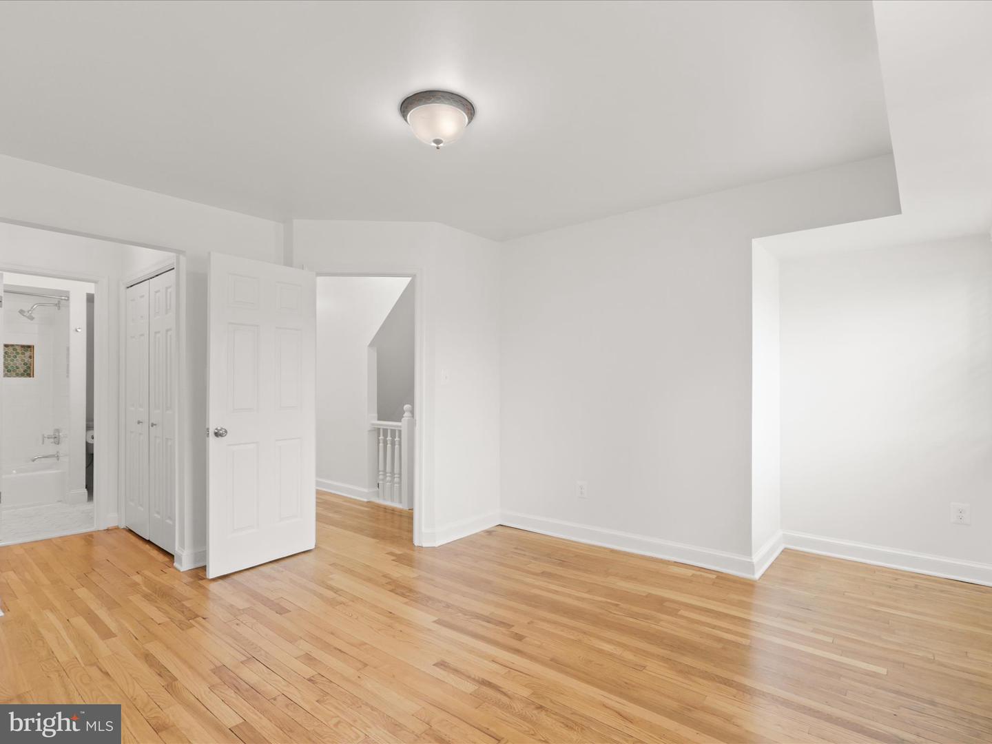 726 S PATRICK ST, ALEXANDRIA, Virginia 22314, 3 Bedrooms Bedrooms, ,3 BathroomsBathrooms,Residential,For sale,726 S PATRICK ST,VAAX2048848 MLS # VAAX2048848