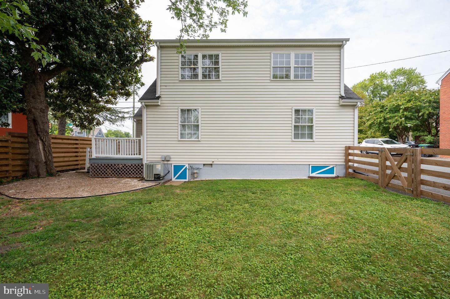 1006 AVON ST, CHARLOTTESVILLE, Virginia 22902, 3 Bedrooms Bedrooms, ,2 BathroomsBathrooms,Residential,For sale,1006 AVON ST,VACO2000194 MLS # VACO2000194