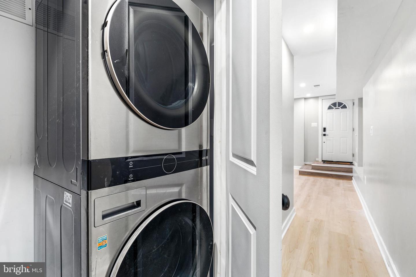 2036 1ST ST NW, WASHINGTON, District Of Columbia 20001, 7 Bedrooms Bedrooms, 14 Rooms Rooms,3 BathroomsBathrooms,Residential,For sale,2036 1ST ST NW,DCDC2216318 MLS # DCDC2216318