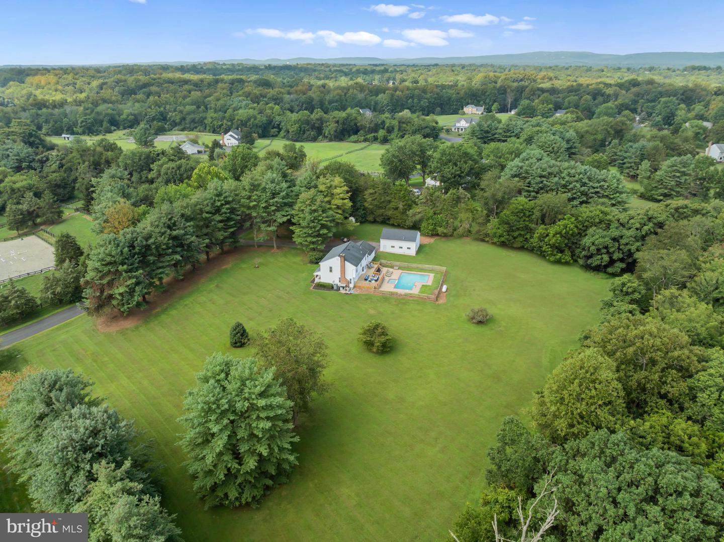4477 LYNN FOREST DR, GAINESVILLE, Virginia 20155, 4 Bedrooms Bedrooms, ,2 BathroomsBathrooms,Residential,For sale,4477 LYNN FOREST DR,VAPW2102278 MLS # VAPW2102278