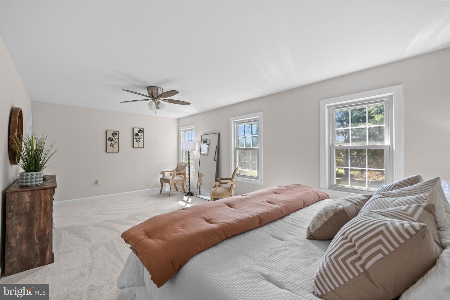 4477 LYNN FOREST DR, GAINESVILLE, Virginia 20155, 4 Bedrooms Bedrooms, ,2 BathroomsBathrooms,Residential,For sale,4477 LYNN FOREST DR,VAPW2102278 MLS # VAPW2102278