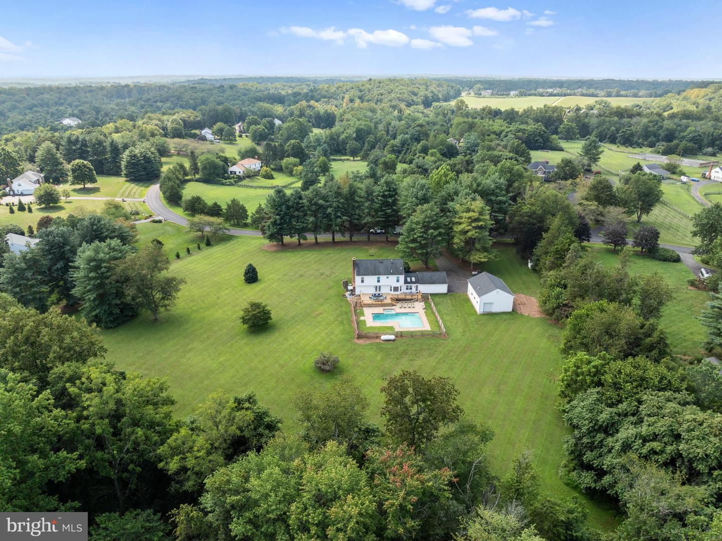 4477 LYNN FOREST DR, GAINESVILLE, Virginia 20155, 4 Bedrooms Bedrooms, ,2 BathroomsBathrooms,Residential,For sale,4477 LYNN FOREST DR,VAPW2102278 MLS # VAPW2102278