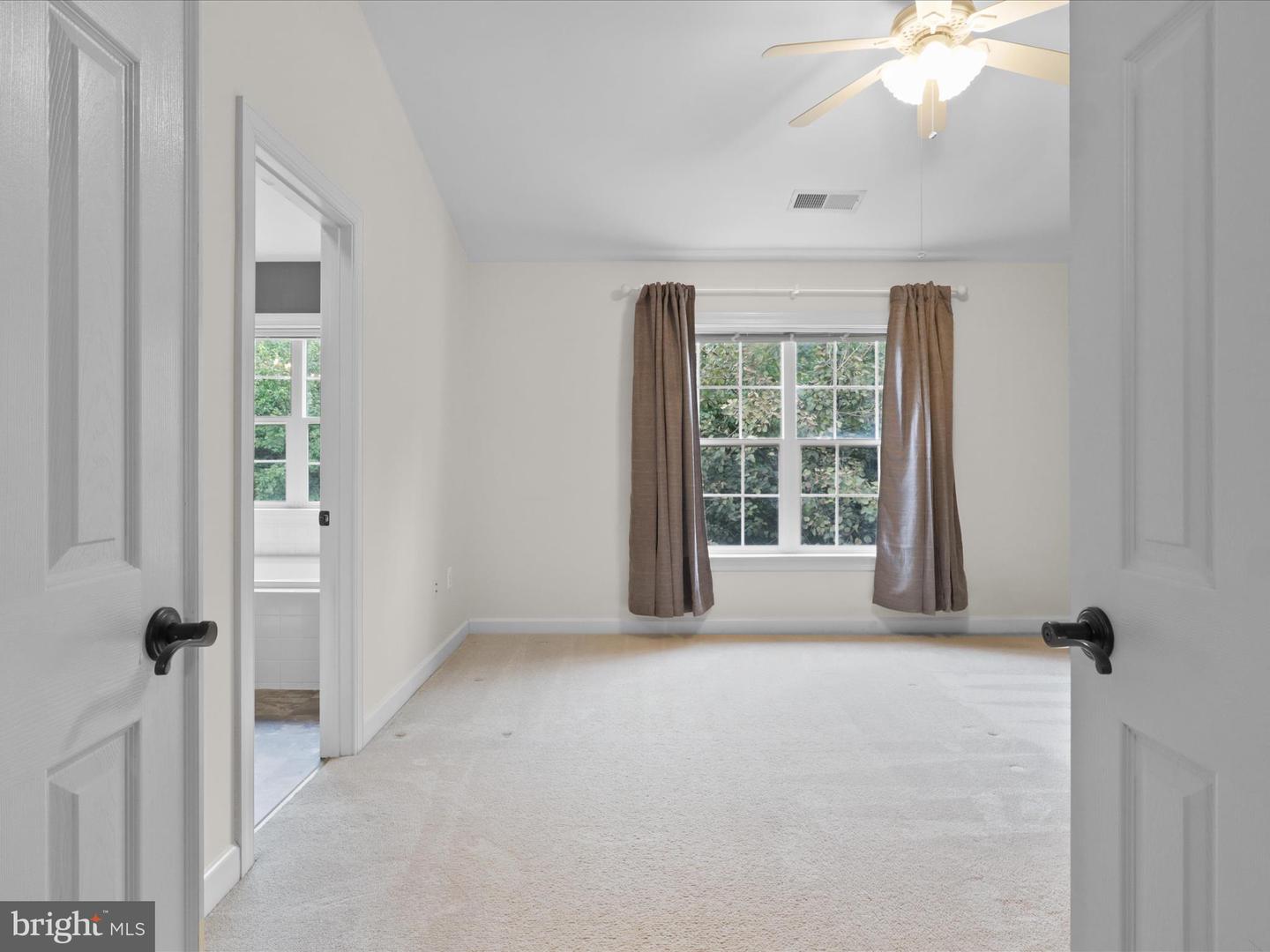 15678 AVOCET LOOP, WOODBRIDGE, Virginia 22191, 3 Bedrooms Bedrooms, ,3 BathroomsBathrooms,Residential,For sale,15678 AVOCET LOOP,VAPW2102360 MLS # VAPW2102360