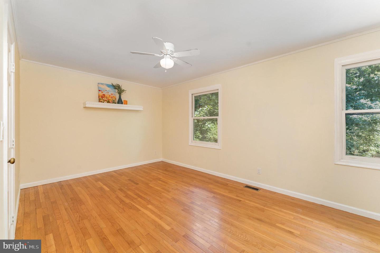 64 AUTUMN DR, STAFFORD, Virginia 22556, 4 Bedrooms Bedrooms, 10 Rooms Rooms,2 BathroomsBathrooms,Residential,For sale,64 AUTUMN DR,VAST2042102 MLS # VAST2042102