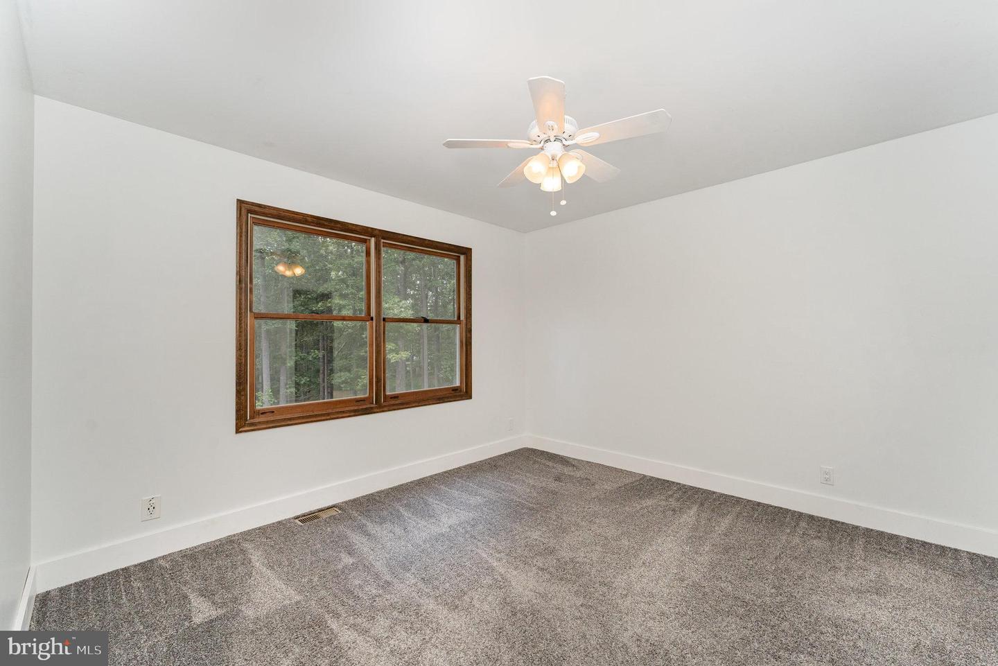 64 AUTUMN DR, STAFFORD, Virginia 22556, 4 Bedrooms Bedrooms, 10 Rooms Rooms,2 BathroomsBathrooms,Residential,For sale,64 AUTUMN DR,VAST2042102 MLS # VAST2042102