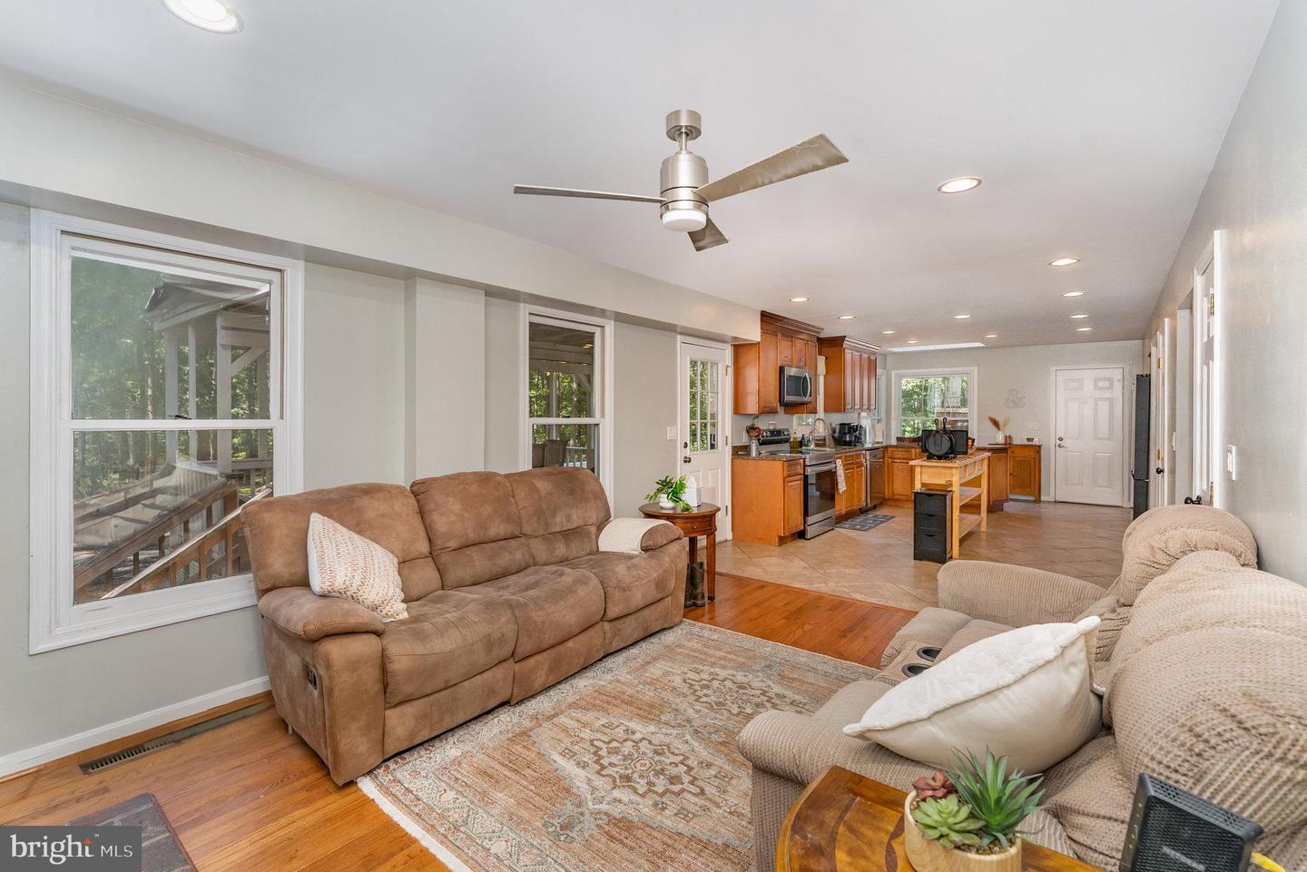 64 AUTUMN DR, STAFFORD, Virginia 22556, 4 Bedrooms Bedrooms, 10 Rooms Rooms,2 BathroomsBathrooms,Residential,For sale,64 AUTUMN DR,VAST2042102 MLS # VAST2042102