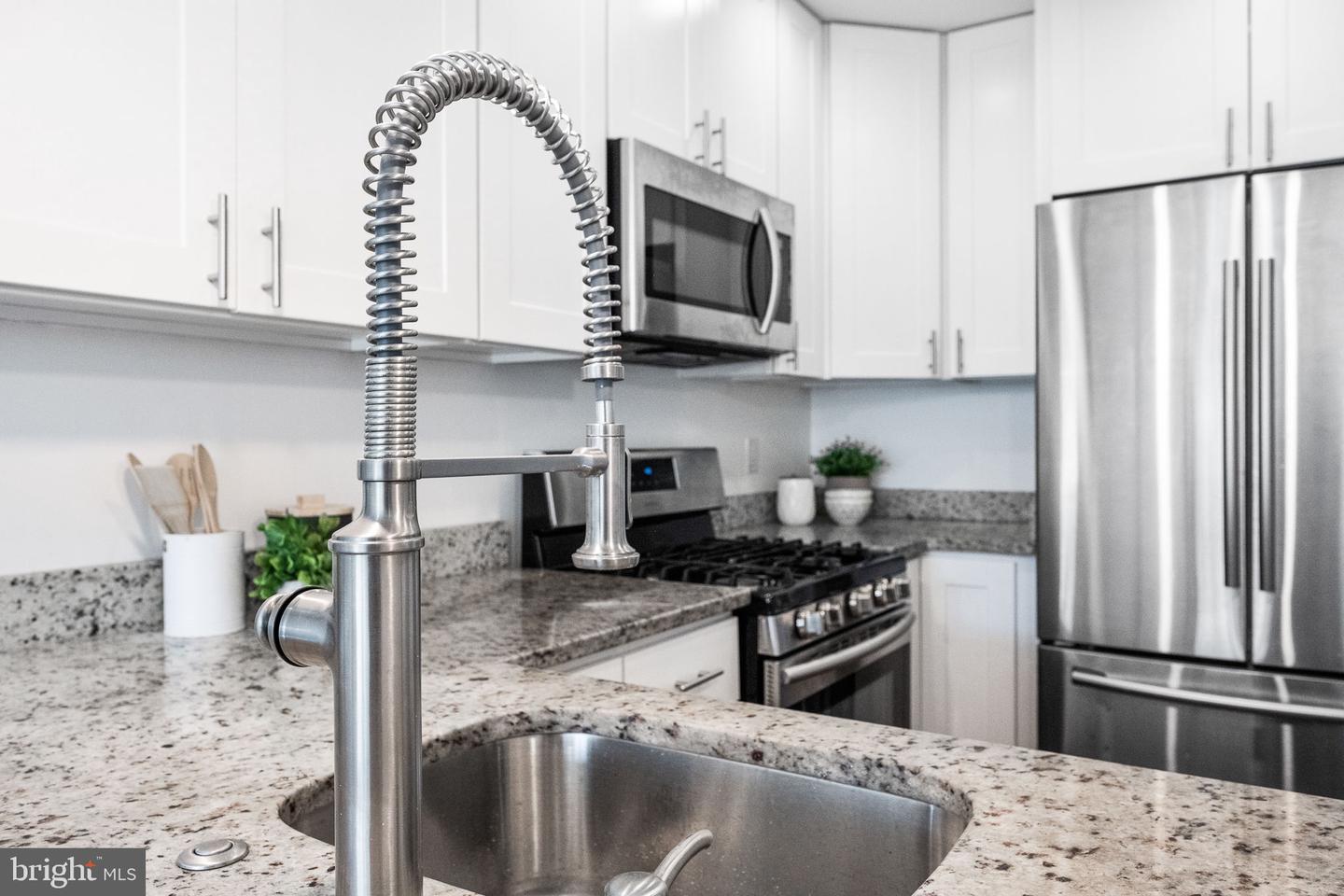 1920 3RD ST NE #5, WASHINGTON, District Of Columbia 20002, 3 Bedrooms Bedrooms, ,2 BathroomsBathrooms,Residential,For sale,1920 3RD ST NE #5,DCDC2216570 MLS # DCDC2216570