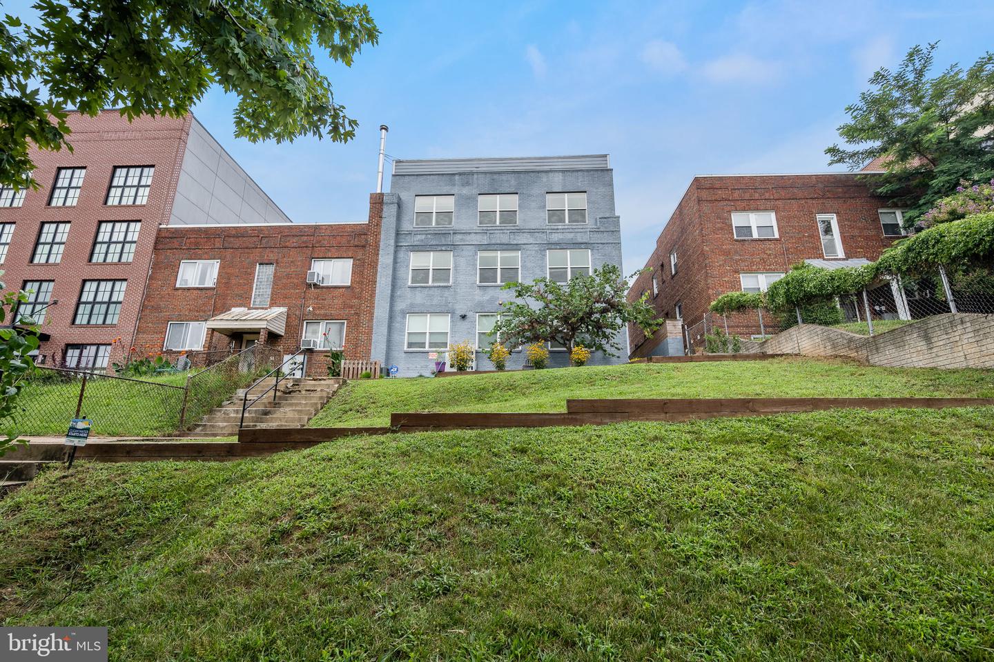 1920 3RD ST NE #5, WASHINGTON, District Of Columbia 20002, 3 Bedrooms Bedrooms, ,2 BathroomsBathrooms,Residential,For sale,1920 3RD ST NE #5,DCDC2216570 MLS # DCDC2216570